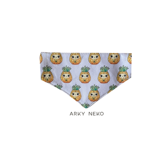 Pineappaw Darumeow Bandana
